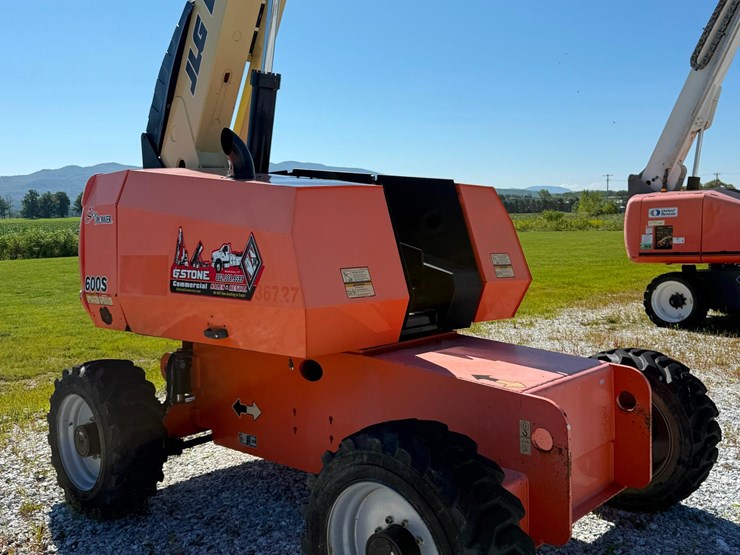2020-jlg-600s-image-9