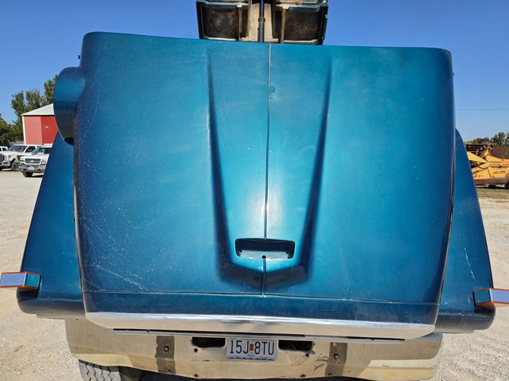 1996-ford-lt8000-image-69