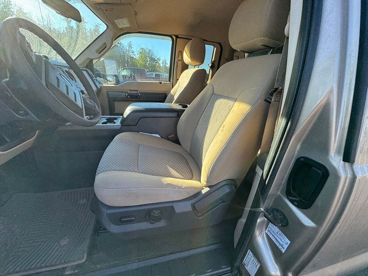 2012-ford-f350-image-35