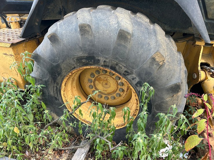 1997-deere-710d-image-5