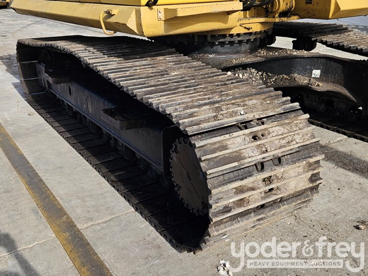 2015-komatsu-pc360-lc-11-image-14