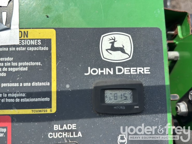 2014-john-deere-636m-image-8