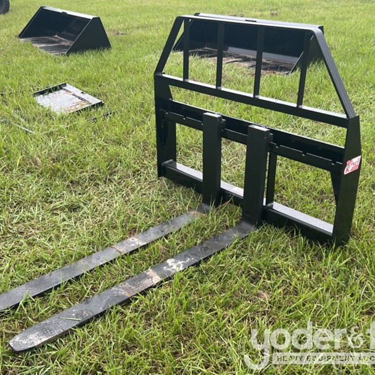 Unused Kivel 48" Pallet Fork Attachment to suit Skidsteer 3500#