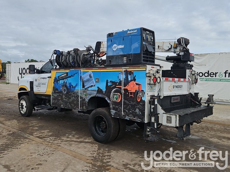 2020-chevrolet-silverado-5500hd-image-4