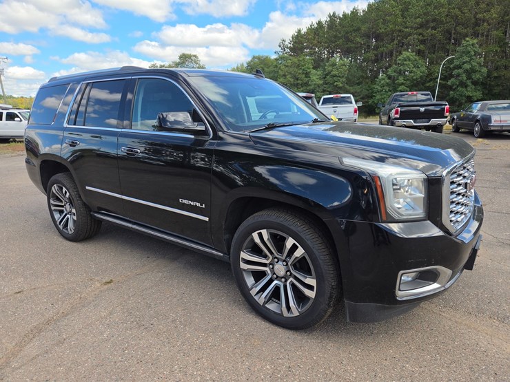 2019-gmc-yukon-image-7