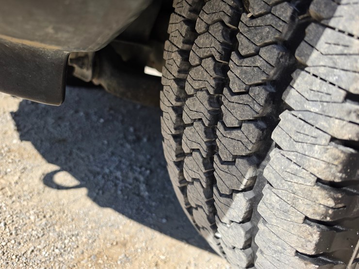 2010-ford-f150-image-26