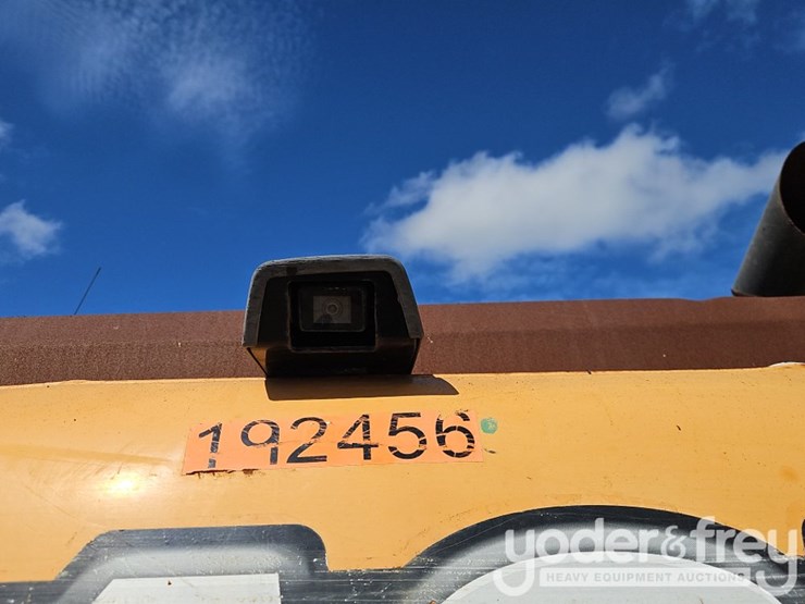 2015-case-cx210c-image-35