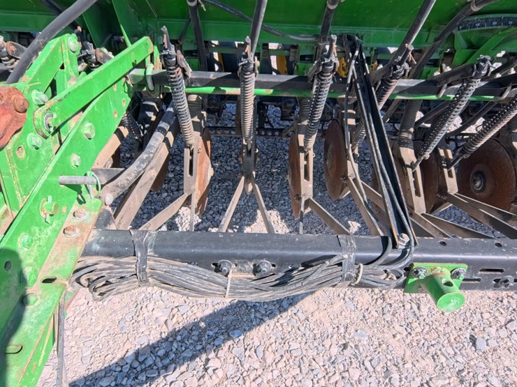 john-deere-450-image-13