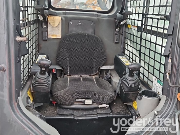 2023-bobcat-t770-image-20