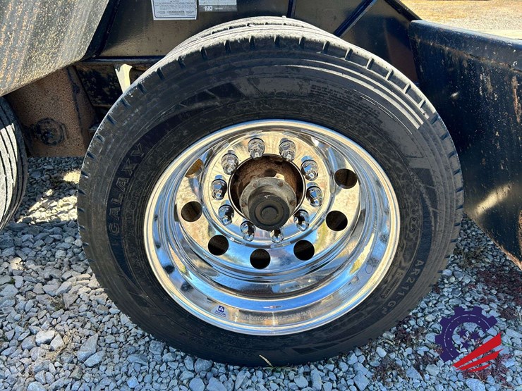 2012-trail-king-tk70hdg-image-39