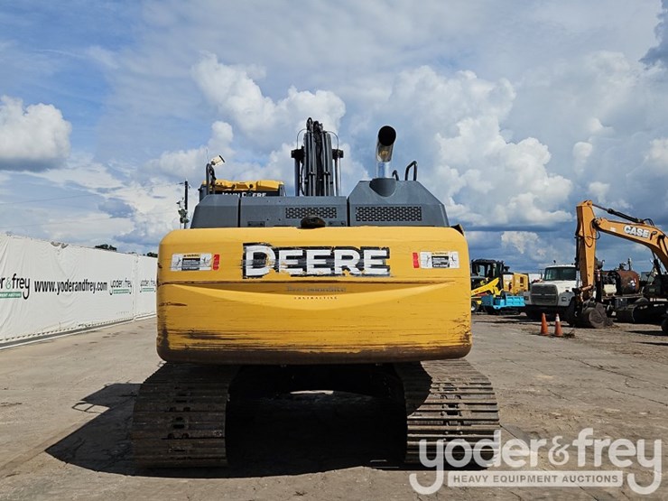 2019-deere-210g-image-27
