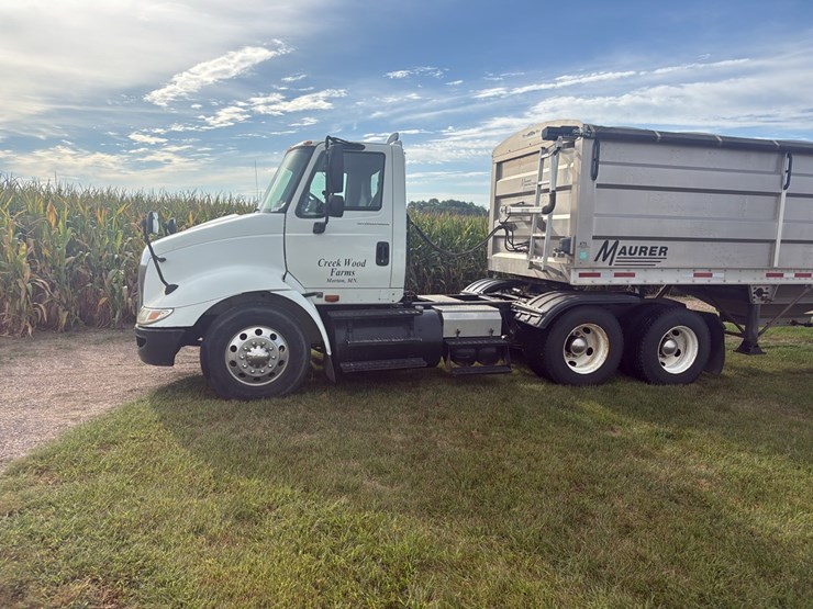 2007-international-prostar-image-1