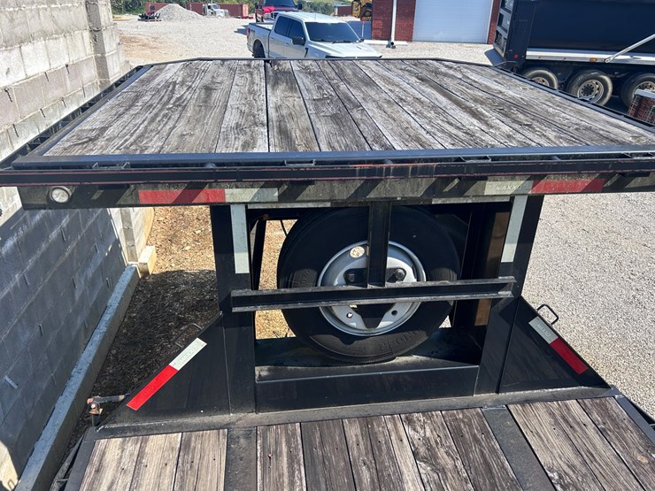 #10-•-2018-maxx-d-trailer-lo-pro-gn-flatbed-image-21