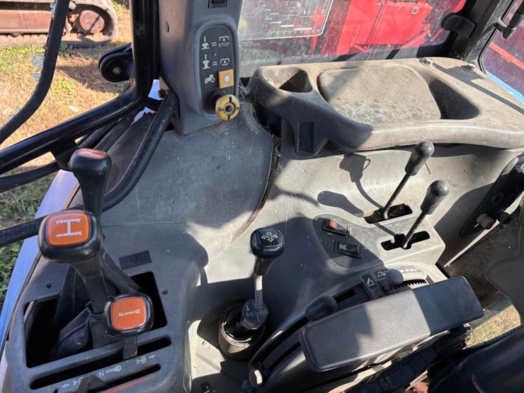 new-holland-ts110-image-22