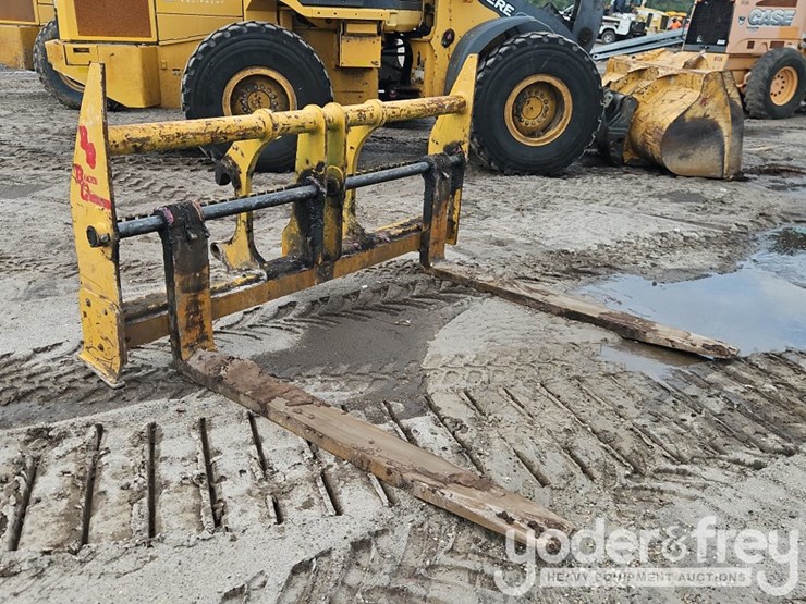deere-524l-image-4