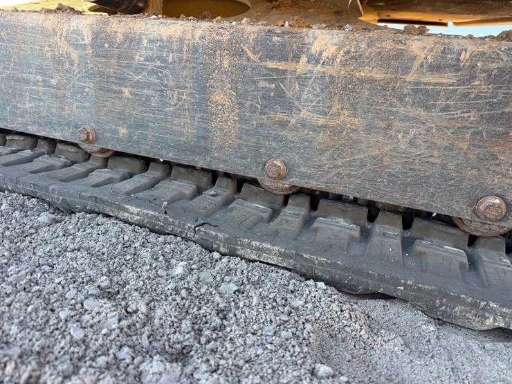 2020-caterpillar-306-image-10