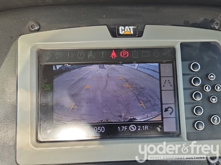 2019-caterpillar-d5k2-lgp-image-36