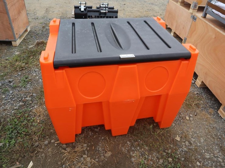 116-gas-poly-fuel-tank-image-4
