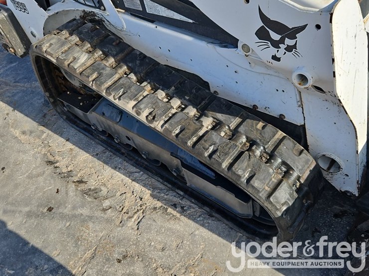 2019-bobcat-t595-image-11