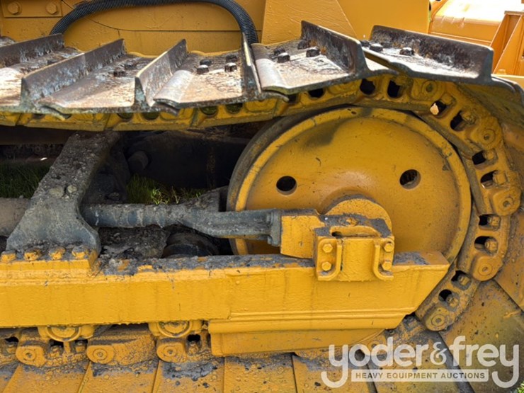 caterpillar-d5c-lgp-image-13