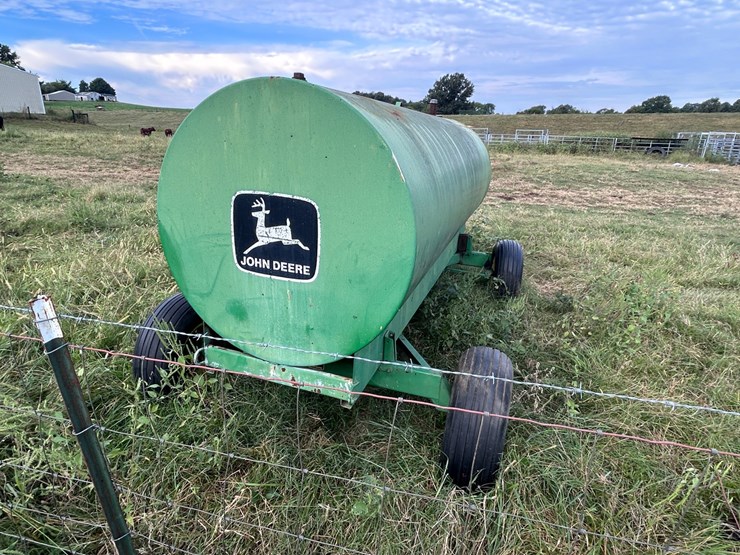 #75-•-heavy-duty-fuel-tank-and-cart-image-4
