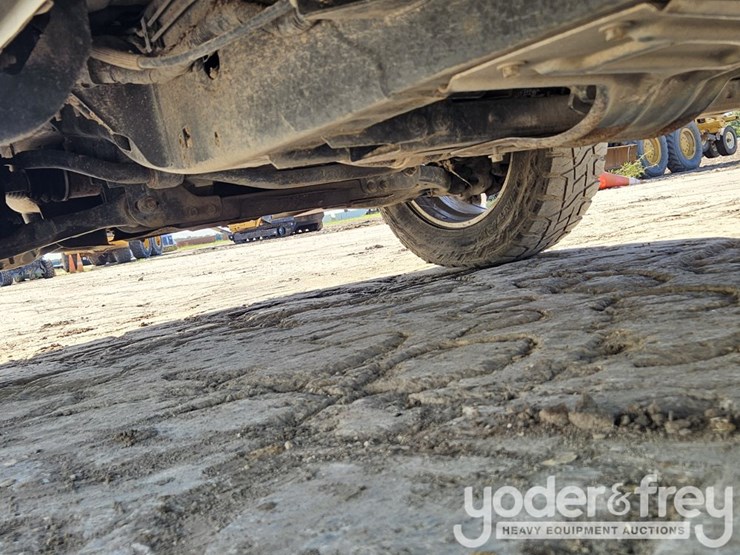 2016-ford-f150-image-17