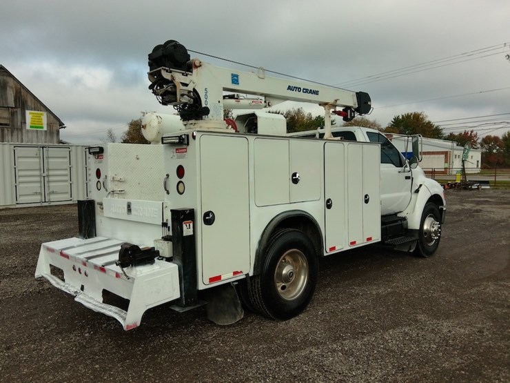 2004-ford-f650-image-5