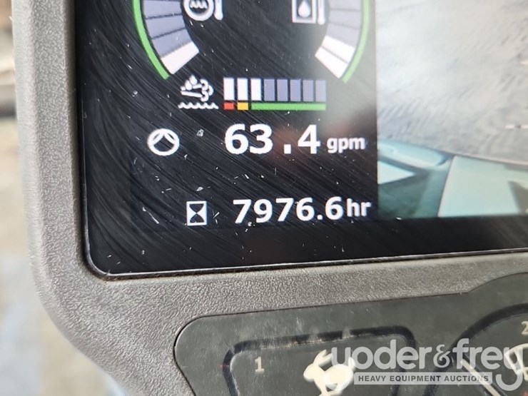 2018-case-cx350d-image-35