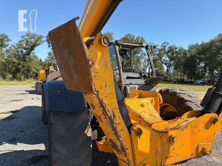 2017-jcb-512-56-image-13