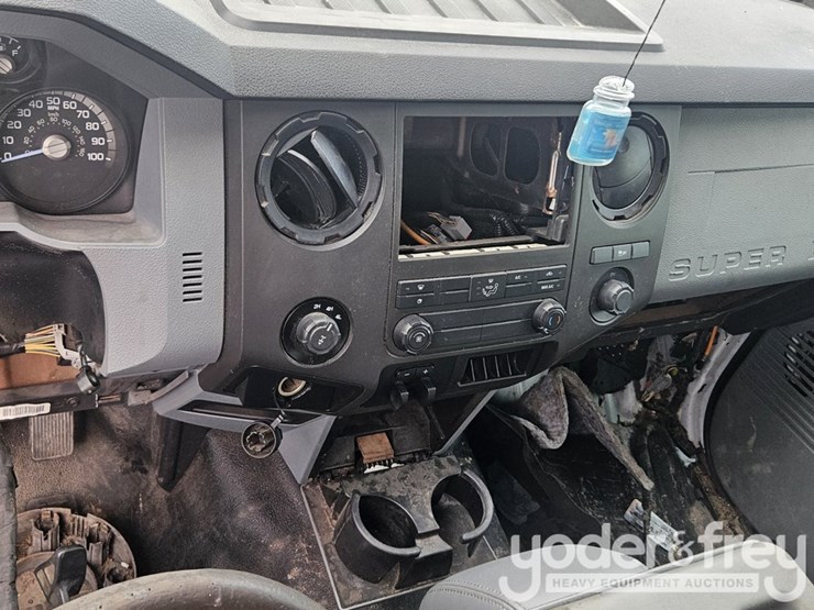 2016-ford-f250-image-24