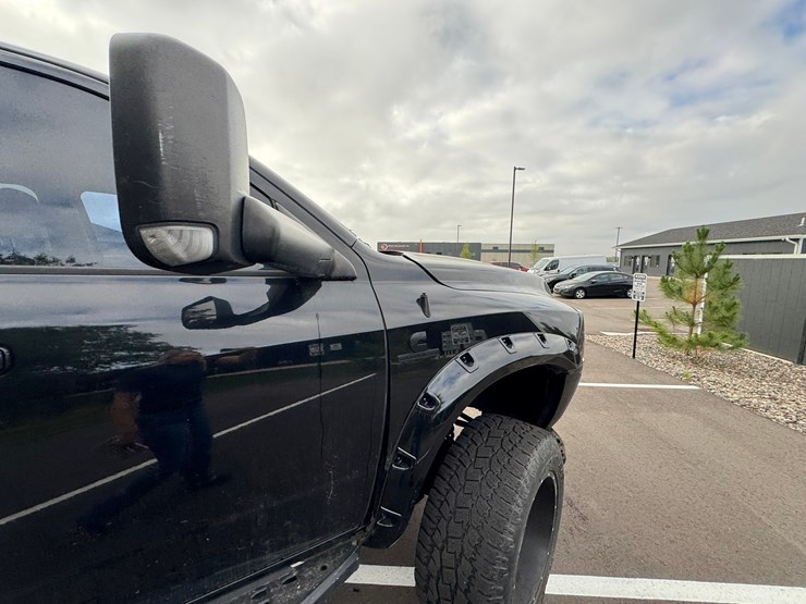 2013-dodge-2500-image-22