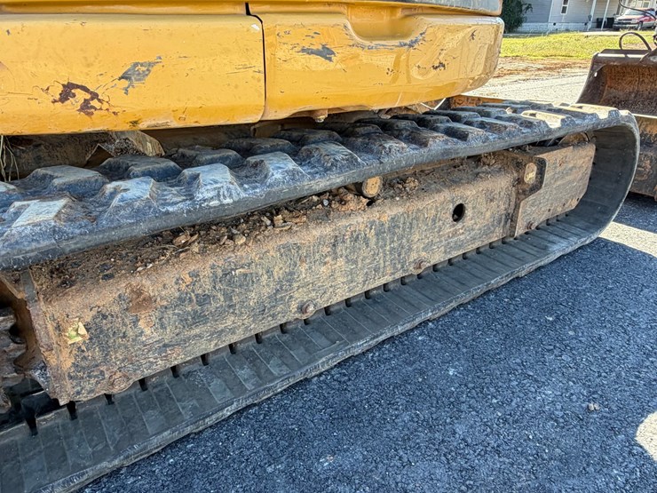 2018-caterpillar-305.5e2-image-16