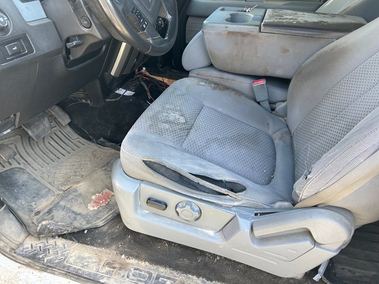 2014-ford-f150-xlt-image-57