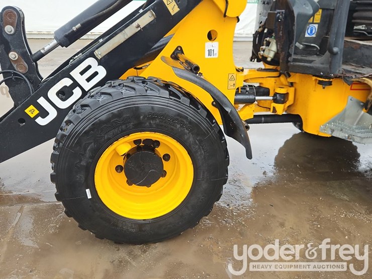 2012-jcb-406b-image-16