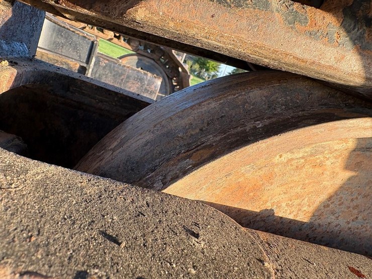 2004-caterpillar-318cl-image-30