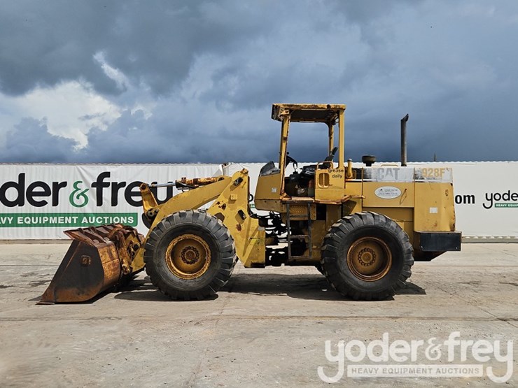 caterpillar-928f-image-2