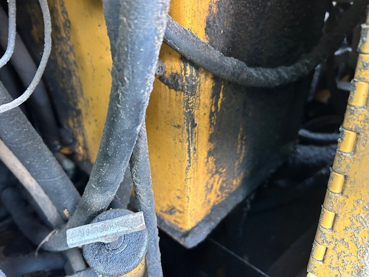 1997-deere-710d-image-63