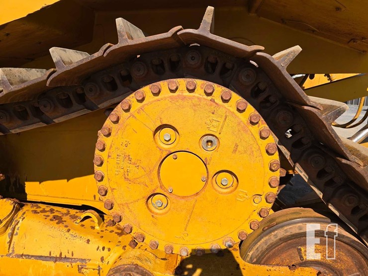 2016-caterpillar-d6t-xl-image-26