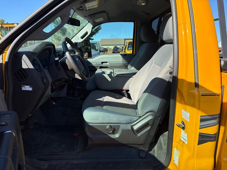 2013-ford-f350-image-52