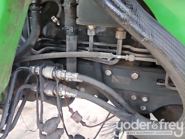 2012-john-deere-4520-image-19