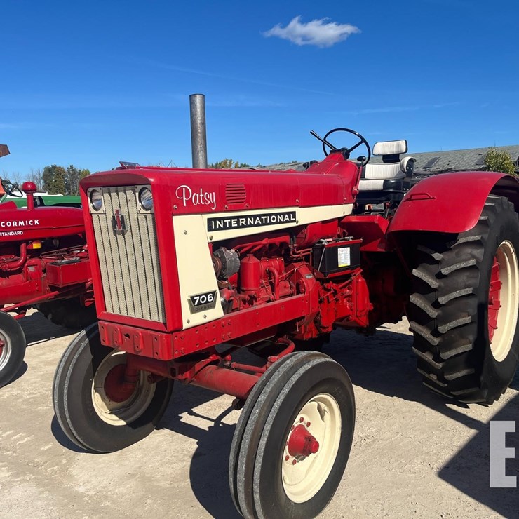 1963 INTERNATIONAL 706 WHEATLAND 8035
