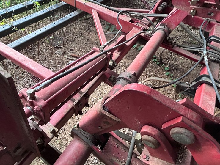 #74-•-case-4300-field-cultivator-image-30