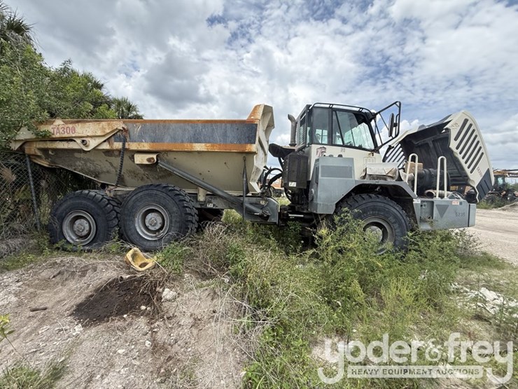 2020-terex-ta300-image-3
