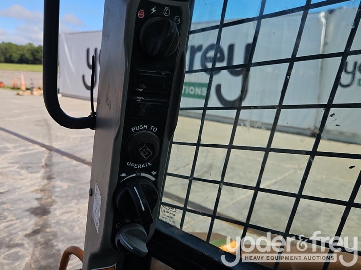 2021-case-tv370b-image-30