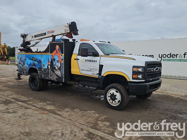 2020-chevrolet-silverado-5500hd-image-8