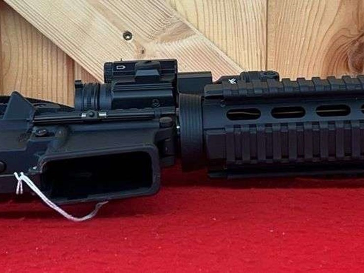 spike's-tactical-model-sl-15-.223-semiauto-rifle-image-7