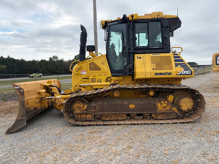2018-komatsu-d51pxi-24-image-3