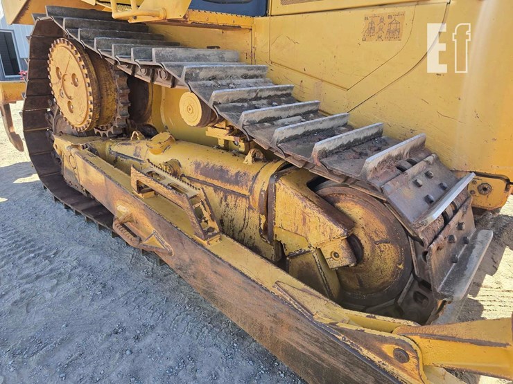 2016-caterpillar-d6t-xl-image-40