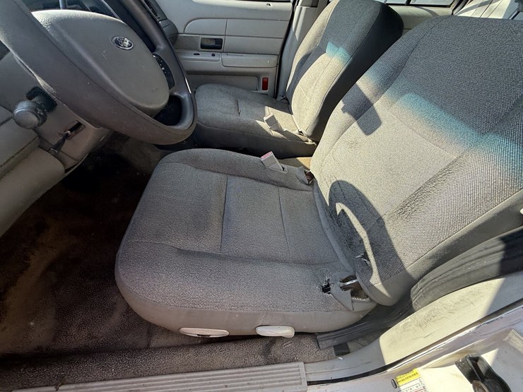#46835-•-2005-ford-crown-victoria-sedan-2fafp71wx5x153100-inv#46835-image-41