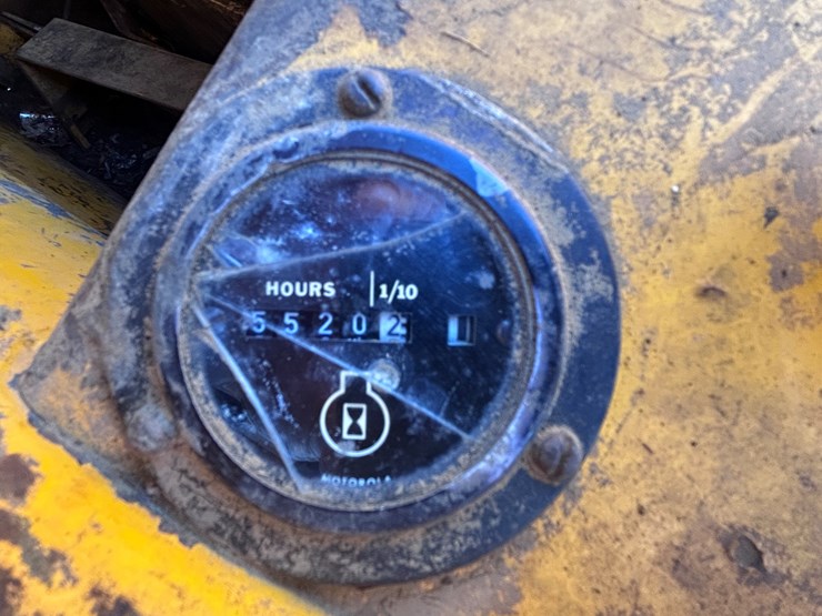 1978-deere-555a-image-39